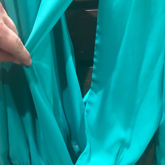 Dress/skort. Sexy! - Picture 2 of 5